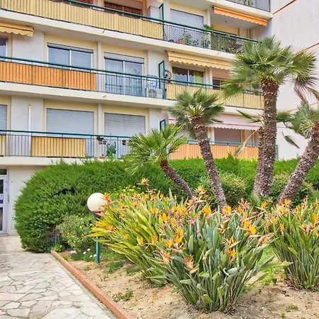 Les Terrasses Private Terrace